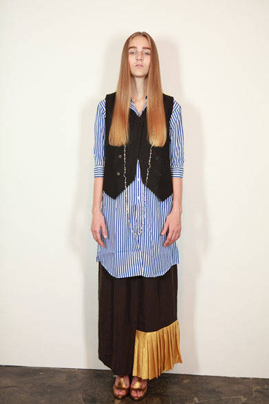 <strong>TAISHI NOBUKUNI｜タイシ ノブクニ</strong>　2012年 春夏ウィメンズコレクション