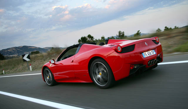 <strong>Ferrari 458 SPIDER│フェラーリ 458 スパイダー</strong>