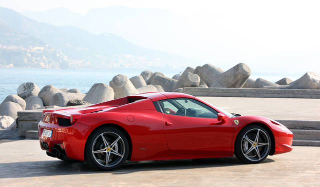 <strong>Ferrari 458 SPIDER│フェラーリ 458 スパイダー</strong>