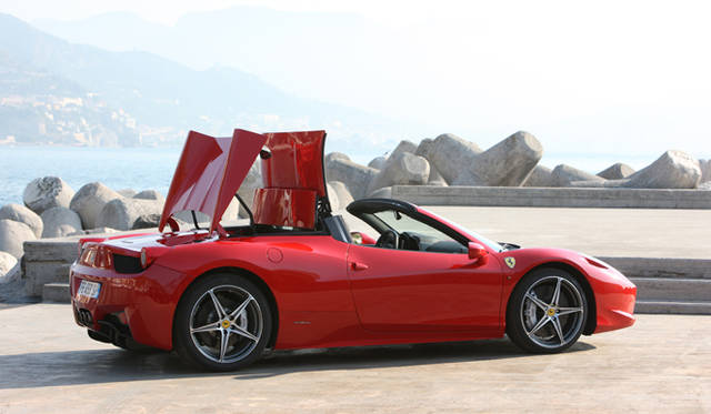 <strong>Ferrari 458 SPIDER│フェラーリ 458 スパイダー</strong>
