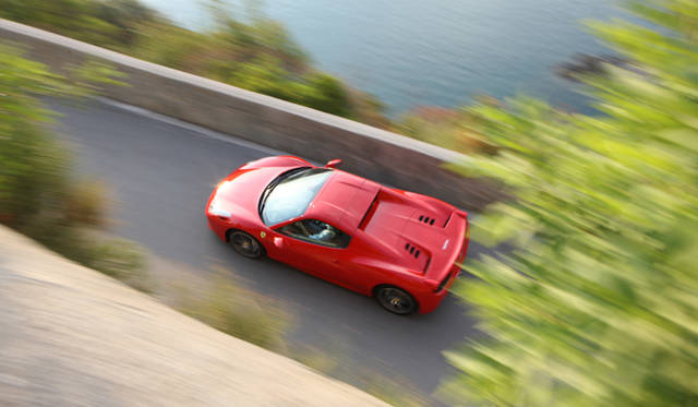 <strong>Ferrari 458 SPIDER│フェラーリ 458 スパイダー</strong>