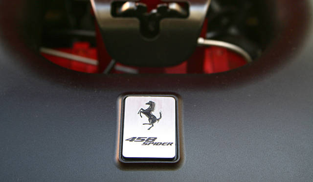<strong>Ferrari 458 SPIDER│フェラーリ 458 スパイダー</strong>
