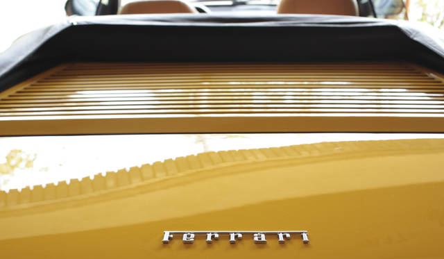 <strong>あなたのクルマ 見せてください　第２回｜木村英智×フェラーリ モンディアルTカブリオレ</strong>　