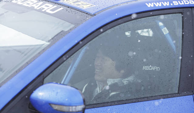 <strong>世界のARAIが雪上走行をレクチャー</strong>　