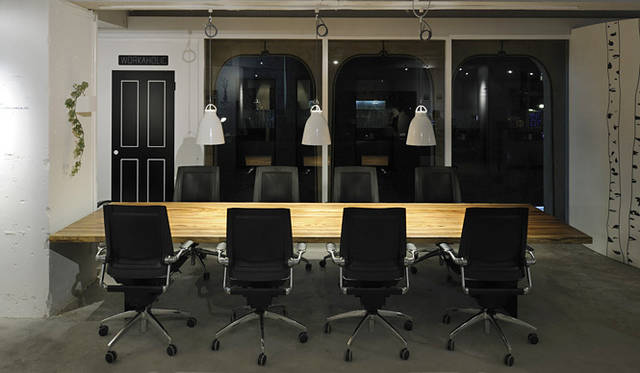 <strong>WORKAHOLIC｜ワーカホリック</strong>　オフィスファニチャーのセレクトショップ『WORKAHOLIC』