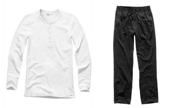 <strong>H&M｜エイチアンドエム</strong>　「DAVID BECKHAM BODY WEAR FOR H&M」　ヘンリーネック長袖トップス2990円、パジャマパンツ2990円　© H&M