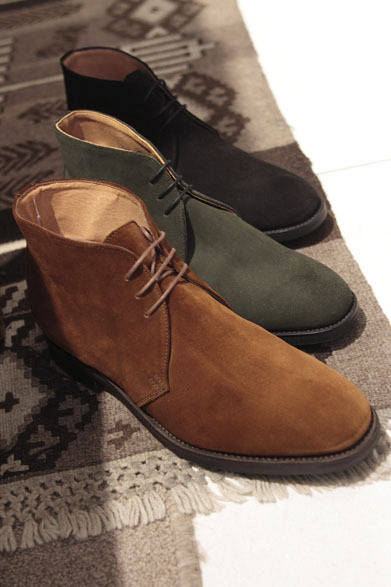 <strong>SHIPS｜シップス</strong>　ブーツ各3万9900円（SHIPS）