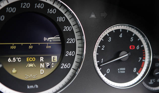 <strong>ジャーマンプレミアム3ブランド 中核モデルの実力を探る！</strong>　Mercedes-Benz E250  Blue Efficiency｜メルセデス・ベンツ E250 ブルーエフィシェンシー