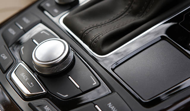 <strong>ジャーマンプレミアム3ブランド 中核モデルの実力を探る！</strong>　Audi A6 2.8FSI Quattro｜アウディ A6 2.8FSI クワトロ