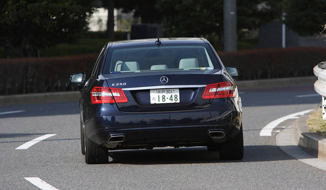 <strong>ジャーマンプレミアム3ブランド 中核モデルの実力を探る！</strong>　Mercedes-Benz E250 Blue Efficiency｜メルセデス・ベンツ E250 ブルーエフィシェンシー