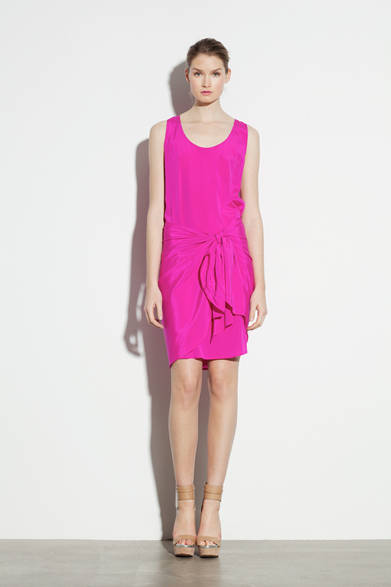 <strong>DKNY</strong>　2012-13年秋冬プレコレクション速報