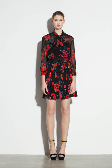 <strong>DKNY</strong>　2012-13年秋冬プレコレクション速報