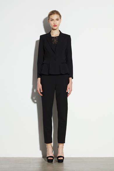 <strong>DKNY</strong>　2012-13年秋冬プレコレクション速報