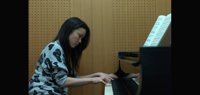 <strong>建築家 北川原温、ライカ M9-Pを愉しむ</strong>　東京芸術大学音楽学部器楽科ピアノ専攻　水野彰子さん「現在はフランス音楽や声楽の伴奏を中心に勉強しています」