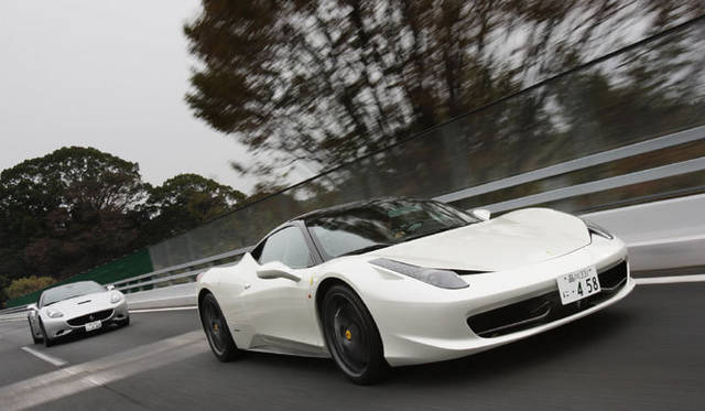 <strong>フェラーリ 2台のV8モデルをテストドライブ！</strong>　写真左／カリフォルニア、写真右／458 イタリア