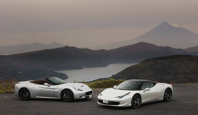 <strong>フェラーリ 2台のV8モデルをテストドライブ！</strong>　写真左／カリフォルニア、写真右／458 イタリア