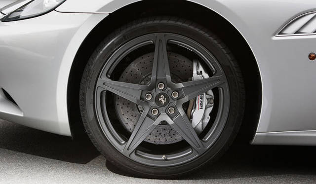 <strong>Ferrari California｜フェラーリ カリフォルニア</strong>