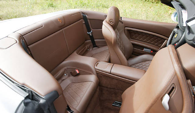 <strong>Ferrari California｜フェラーリ カリフォルニア</strong>