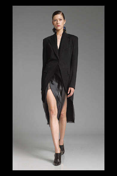 <strong>DONNA KARAN NEW YORK｜ダナ キャラン ニューヨーク</strong>　2012-13年秋冬プレコレクション速報