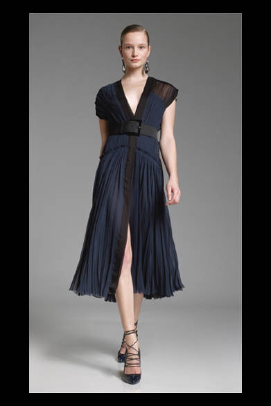 <strong>DONNA KARAN NEW YORK｜ダナ キャラン ニューヨーク</strong>　2012-13年秋冬プレコレクション速報