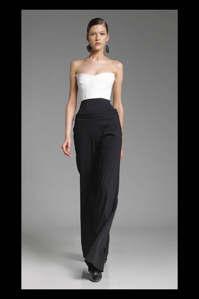 <strong>DONNA KARAN NEW YORK｜ダナ キャラン ニューヨーク</strong>　2012-13年秋冬プレコレクション速報