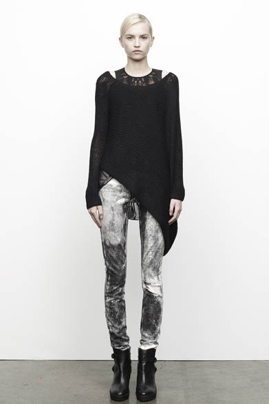 <strong>HELMUT LANG｜ヘルムート ラング</strong>　2012-13年秋冬プレコレクション速報