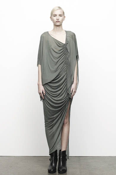 <strong>HELMUT LANG｜ヘルムート ラング</strong>　2012-13年秋冬プレコレクション速報