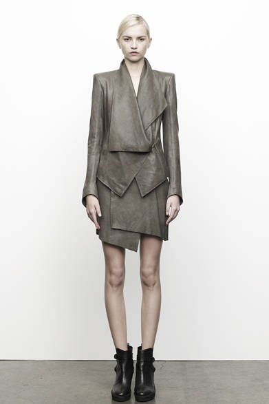 <strong>HELMUT LANG｜ヘルムート ラング</strong>　2012-13年秋冬プレコレクション速報