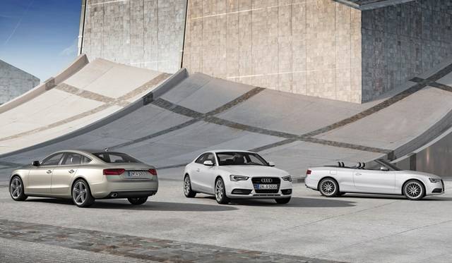 <strong>Audi A5 ＆S5｜アウディ A5＆S5</strong>　向かって左よりA5スポーツバック、同クーペ、同カブリオレ