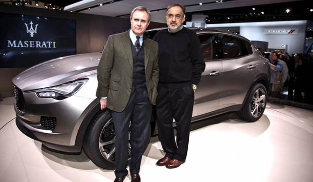 <strong>Maserati Kubang｜マセラティ クーバン</strong>　マセラティのCEO　ハラルド・ウェスター氏（左）とフィアットCEO兼マセラティ社長　セルジオ・マルキオンネ氏（右）