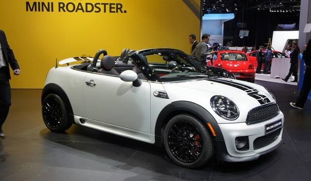 <strong>MINI Roadster John Cooper Works｜ミニ ロードスタージョン・クーパー・ワークス（JCW）</strong>