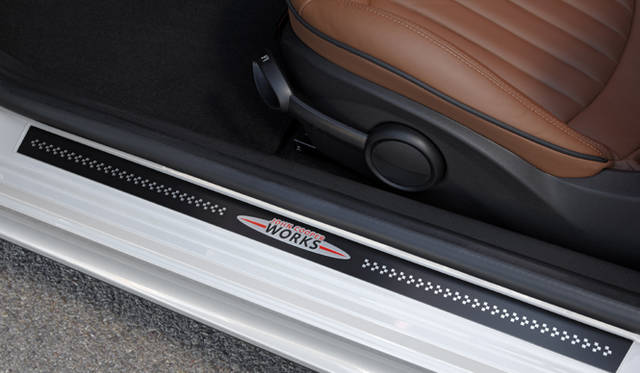 <strong>MINI Roadster｜ミニ ロードスター</strong>