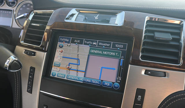 <strong>CADILLAC ESCALADE｜キャデラック エスカレード</strong>　