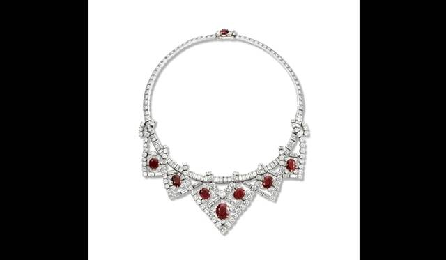 <strong>ART FILE 05｜「The art of Cartier」</strong>　Necklace. Cartier Paris, 1951, altered in 1953. Marian Gérard, Cartier Collection © Cartier.