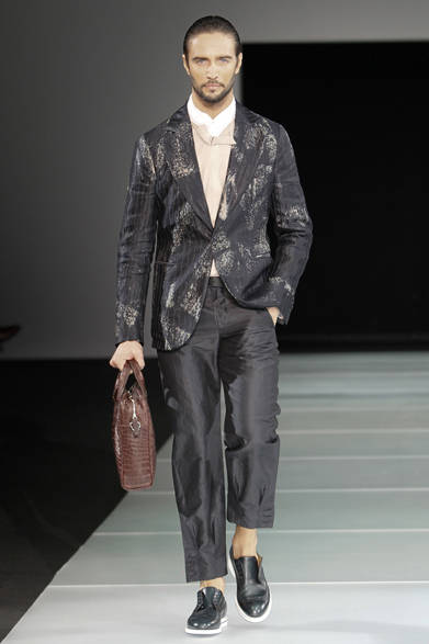 <strong>GIORGIO ARMANI｜ジョルジオ　アルマーニ</strong>　