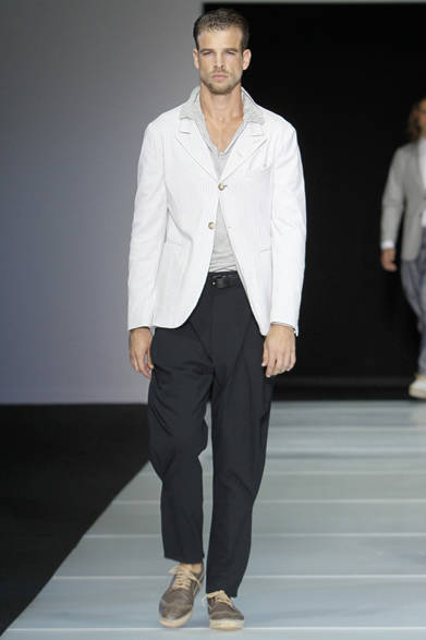 <strong>GIORGIO ARMANI｜ジョルジオ　アルマーニ</strong>　