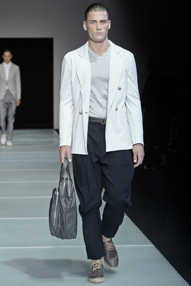 <strong>GIORGIO ARMANI｜ジョルジオ　アルマーニ</strong>　