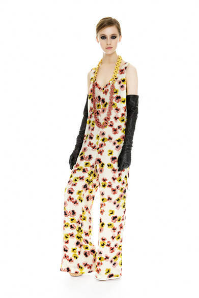 <strong>MOSCHINO CHEAP&CHIC｜モスキーノ チープ＆シック</strong>　2012-13年秋冬プレコレクション速報