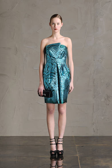 <strong>PHILOSOPHY DI ALBERTA FERRETTI｜フィロソフィ ディ アルベルタ フェレッティ</strong>　2012-13年秋冬プレコレクション速報