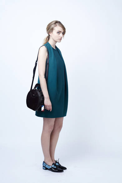 <strong>CARVEN｜カルヴェン</strong>　2012-13年秋冬プレコレクション速報