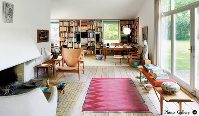 <strong>デンマーク家具デザインの巨匠フィン・ユール生誕100年記念展</strong>　