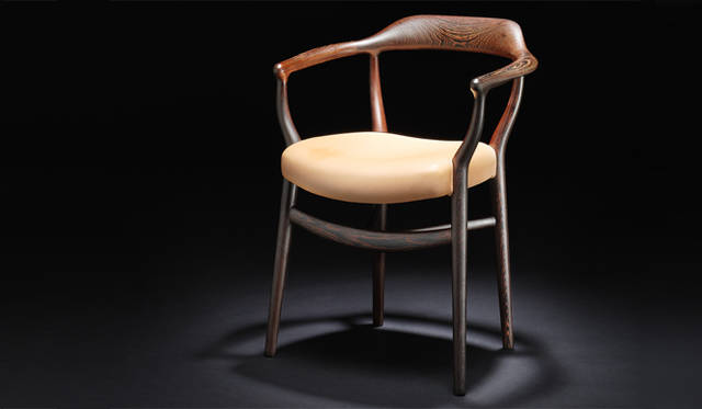 <strong>デンマーク家具デザインの巨匠フィン・ユール生誕100年記念展</strong>　アームチェア