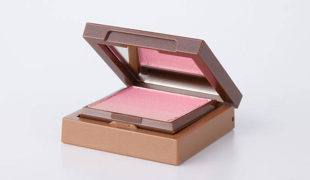 <strong>naturaglacé｜ナチュラグラッセ</strong>　＜チーク＞チークカラー パフェ PK　3780円