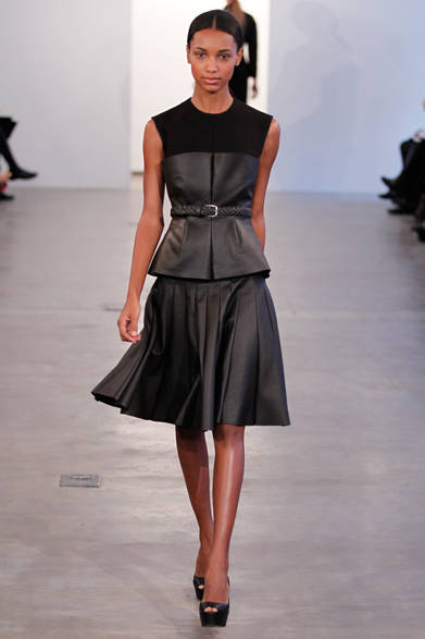 <strong>Calvin Klein｜カルバン・クライン</strong>　2012-13年秋冬プレコレクション速報　© 2011 Dan Lecca. 