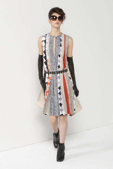 <strong>DIANE von FURSTENBERG｜ダイアン フォン ファステンバーグ</strong>　2012-13年秋冬プレコレクション速報