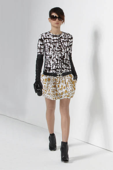 <strong>DIANE von FURSTENBERG｜ダイアン フォン ファステンバーグ</strong>　2012-13年秋冬プレコレクション速報