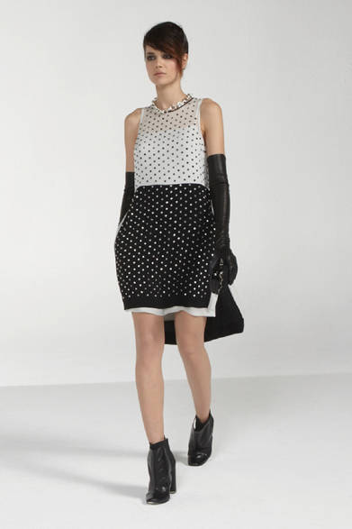 <strong>DIANE von FURSTENBERG｜ダイアン フォン ファステンバーグ</strong>　2012-13年秋冬プレコレクション速報