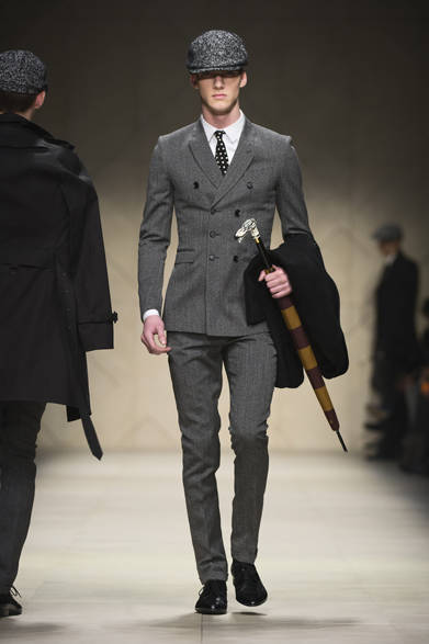 <strong>BURBERRY PRORSUM｜バーバリー プローサム</strong>　©BURBERRY