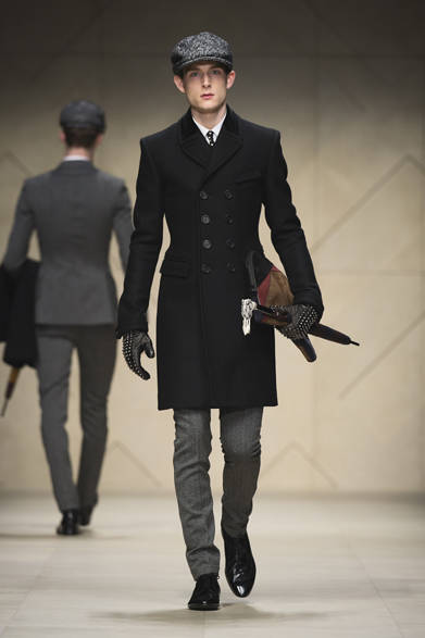 <strong>BURBERRY PRORSUM｜バーバリー プローサム</strong>　©BURBERRY