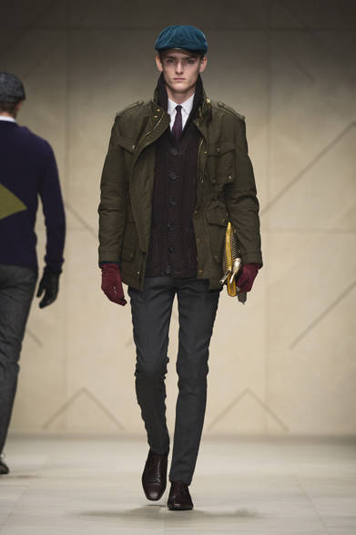 <strong>BURBERRY PRORSUM｜バーバリー プローサム</strong>　©BURBERRY